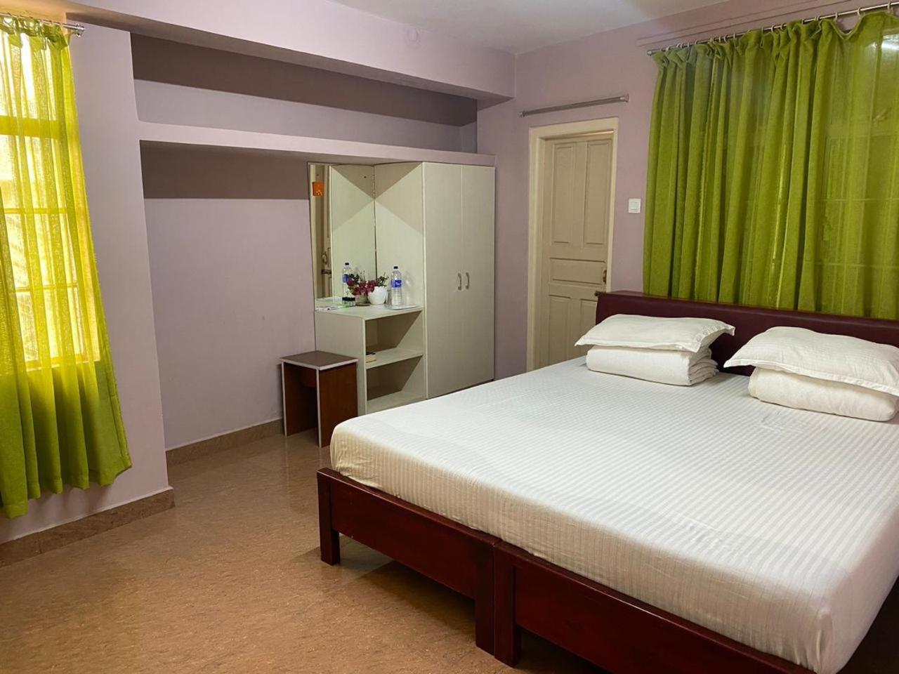 The Palm Guest House Kohima Exterior foto