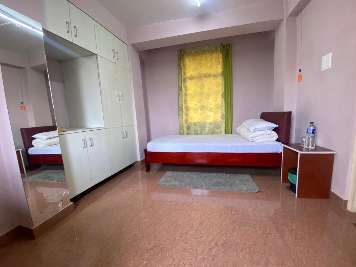 The Palm Guest House Kohima Exterior foto